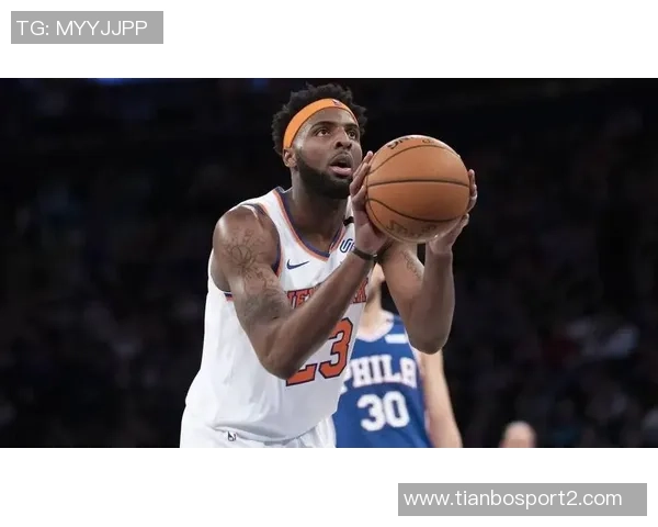 西塞表现抢眼狂揽13个篮板送出3次封盖助攻10分展现蓝领风采