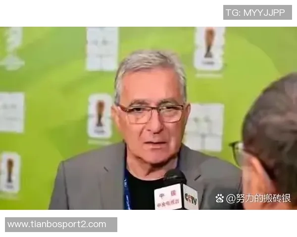 华子分享与布朗的对话他的调侃激发了我的防守斗志